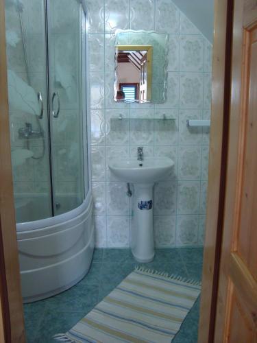 Hostal Casa Dintre Salcii