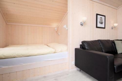 Resort 2 Beach House B 83