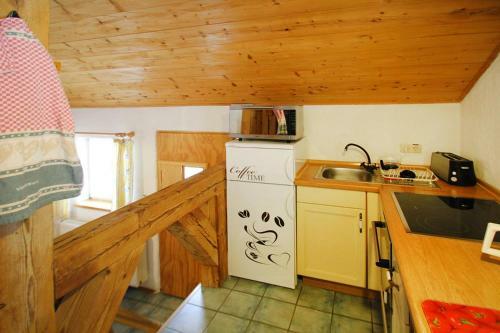 Holiday Home Gro�sch�nau - Dmg08100h-f
