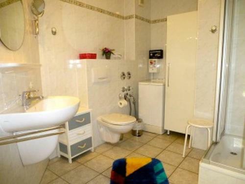 Apartamento Haegerende 10_ Wohng_2 _ Neue Lieb
