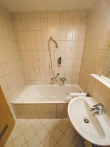Apartamento Kuschelnester Mit Wundersch�nem Chiemseeblick