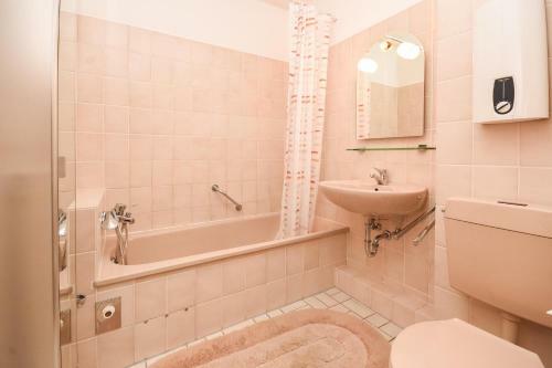 Apartamento Bahnhofstra�e 37, Wohnung 15