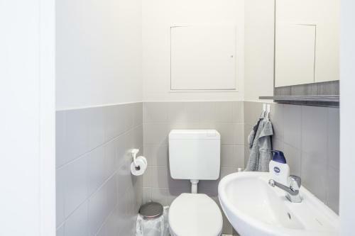 Spacious Apartment With 2 Bedrooms
