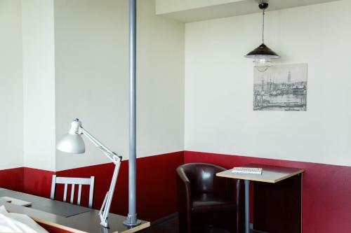 Aparthotel Base Apartments