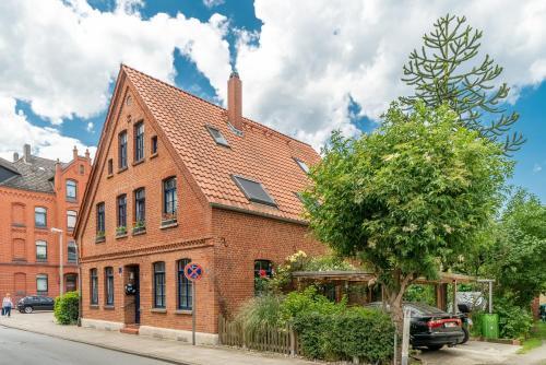 Id 6629 | Private Apartment