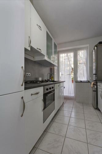 Apart 3 Zimmerwohnung - Nah An Messe & Kliniken!