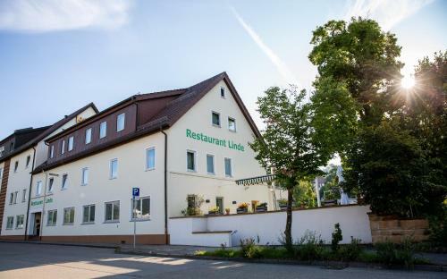 Hotel-linde-restaurant Monika Bosch Und Martin Bosch Gbr