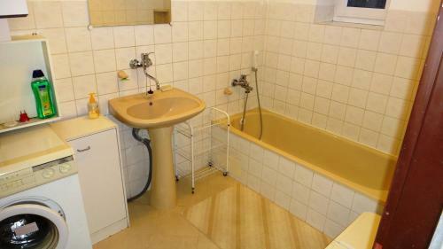 Chalet ?erven� ?e?ice - Popeli?tn�