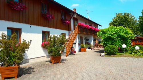 Hostal Pension Zum Krug