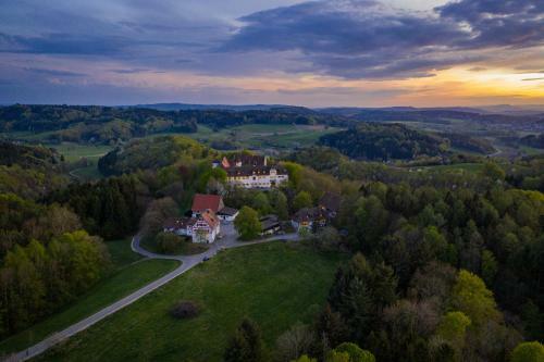Posada Schloss Hohenfels / G�stehaus 7. Himmel