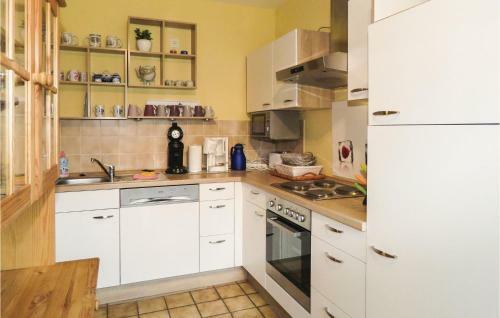 Two-bedroom Holiday Home In Holtgast/utgast