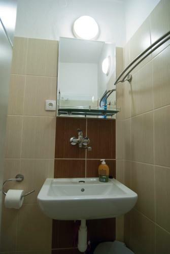 Hostal Fontana Pizzeria - Pension