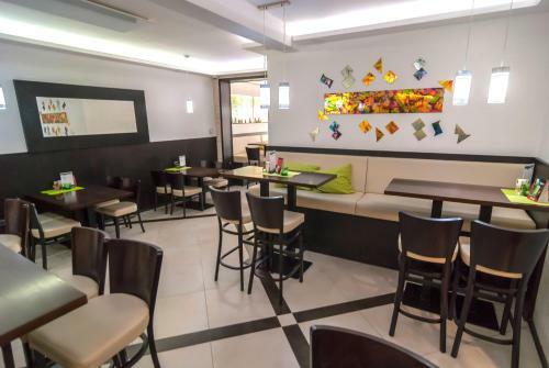 Hostal Fontana Pizzeria - Pension