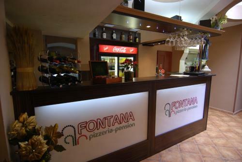 Hostal Fontana Pizzeria - Pension