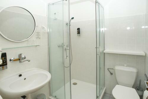 Hostal Pension Pegast