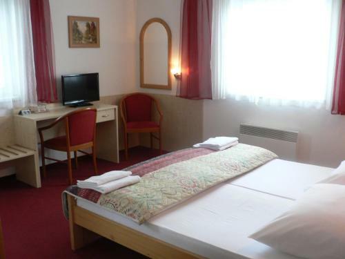 Hostal Pension Miltom