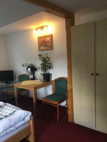 Hostal Pension Miltom