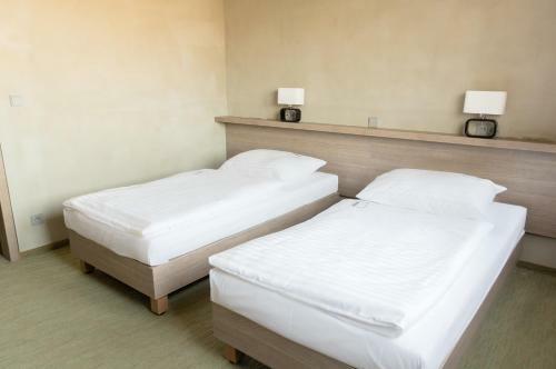 Hotel Pivotel Mmx