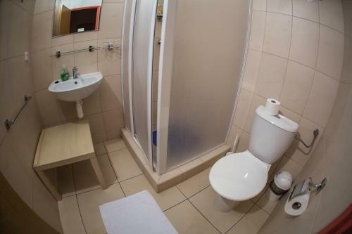 Hostal Penzion Vila Tenis