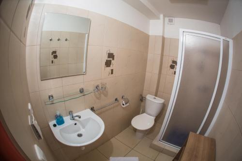 Hostal Penzion Vila Tenis