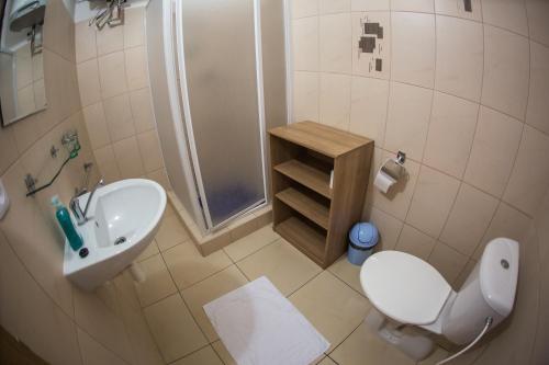 Hostal Penzion Vila Tenis