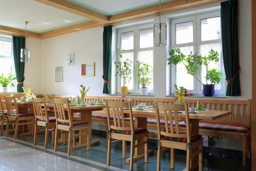 Hostal Weinstube Schwalbennest