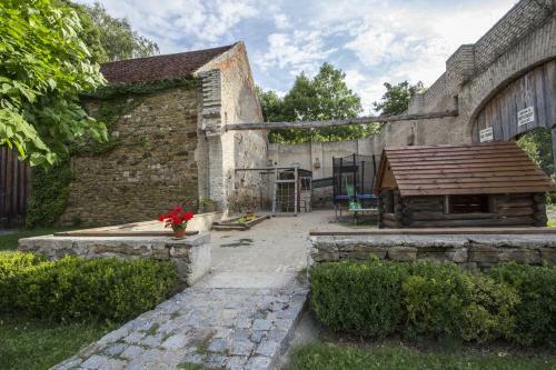 Hostal Penzion Ve Stoleti