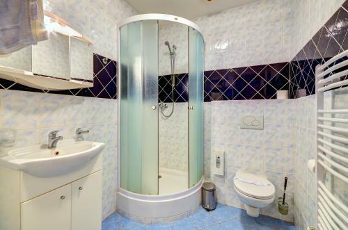 Hostal Hostinec A Penzion U Sv. Mikul�?e