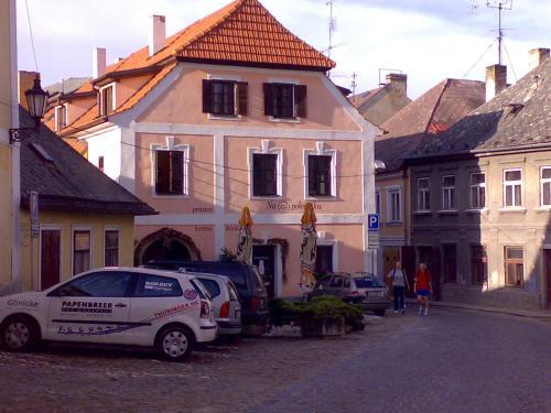 Hostal Penzion Na 15. Poledn�ku