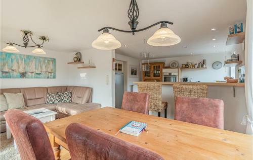 Amazing Home In Langenhorn With 2 Bedrooms