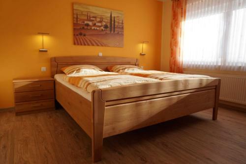 Apartamento Ferienwohnung Schwalbe, 15111