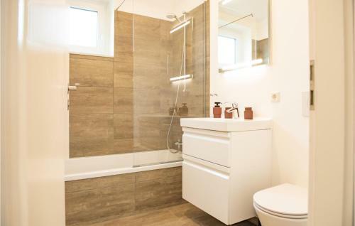 Stunning Home In Lembruch/d�mmer See W/ Sauna And 2 Bedrooms