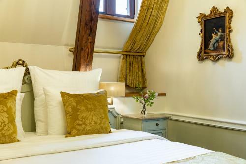 Hotel Schloss Lieser, Autograph Collection