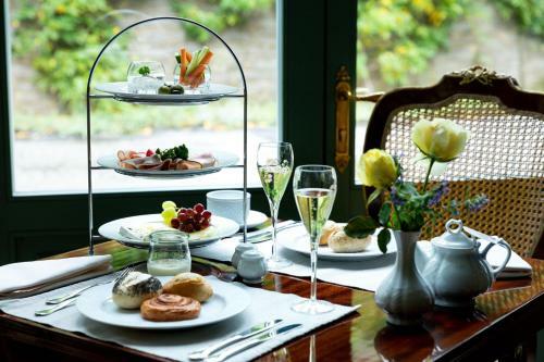 Hotel Schloss Lieser, Autograph Collection