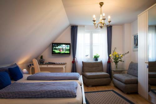 Bed & Breakfast G�stehaus ?haus Am Hahnenberg?