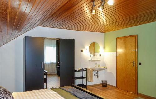 Awesome Home In M�llenbach With Wifi And 3 Bedrooms