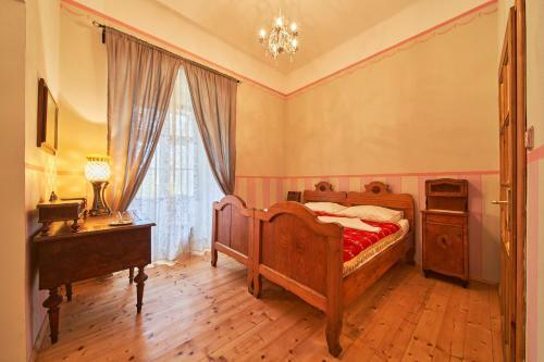 Hostal Penzion Z�mek Le?any