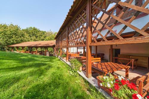 Hostal Penzion Z�mek Le?any