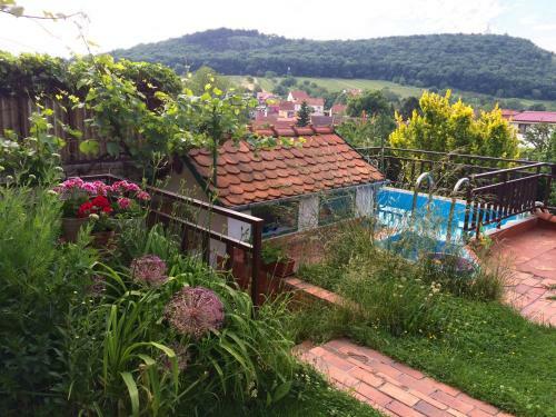Hostal Pension Crhan