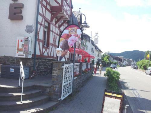Hostal Cafe-konditorei-pension Sander