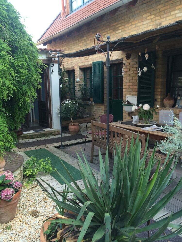 Hostal G�stehaus Hochmann Stadecken