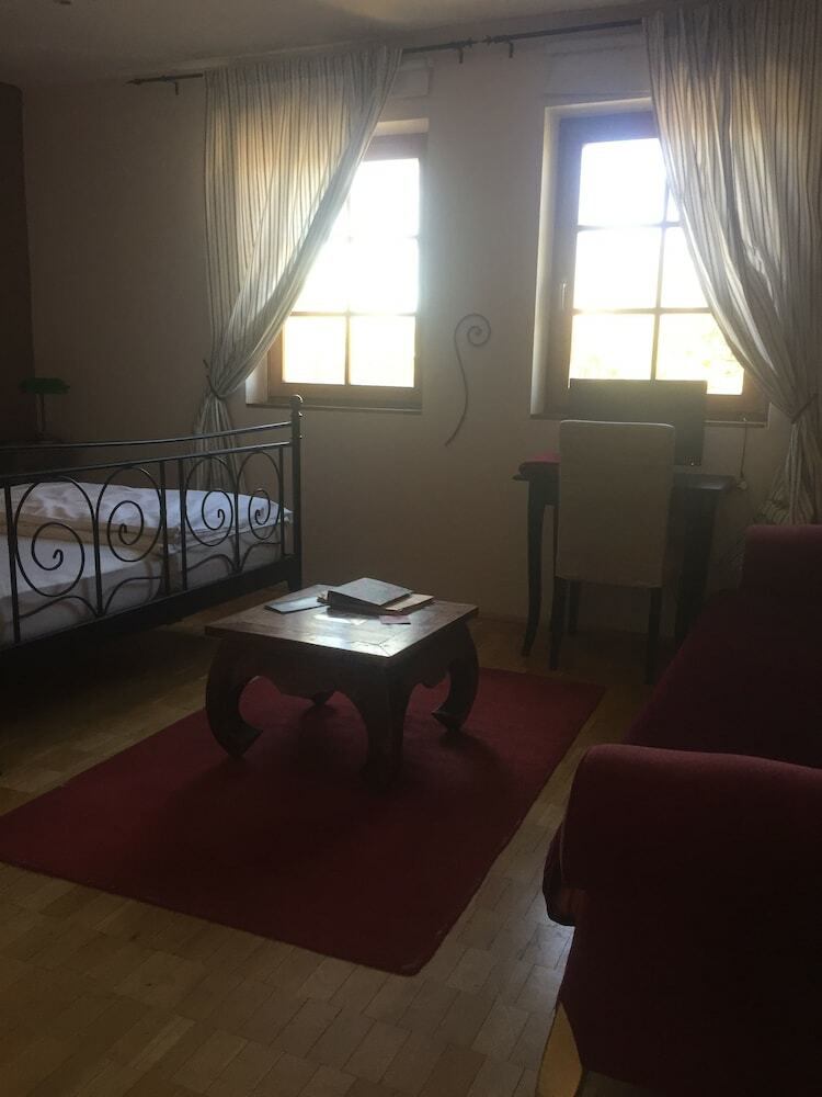 Hostal G�stehaus Hochmann Stadecken