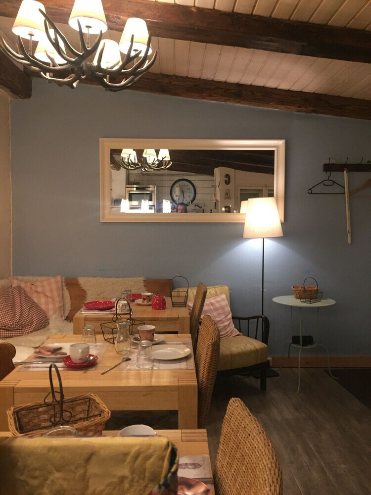 Hostal G�stehaus Hochmann Stadecken