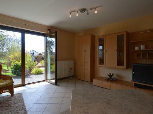 Cushy Apartment In Nohn With Terrace, Garden, Bbq, Heating
