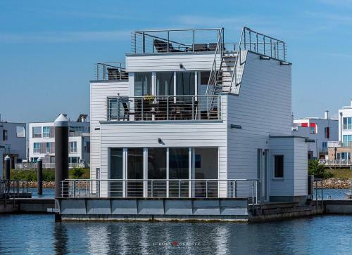 Wasserhaus Blau Im Meer