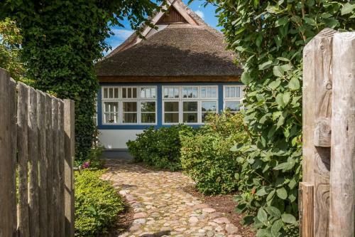 Atelierhaus "m�ller-sch�nefeld"