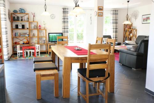 Haus Inselwind - Doppelhaush�lfte