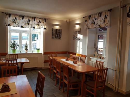 Hostal Pension Pod Lipou