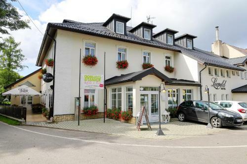 Hotel Leopold Ra?�n