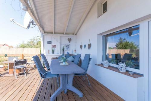 Ferienhaush�lfte Seeblick Rosalie